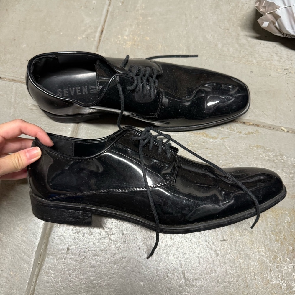 Seven 26 Black Patent Faux Leather Lace Up Oxford Mens Dress Shoes Shiny Size 9